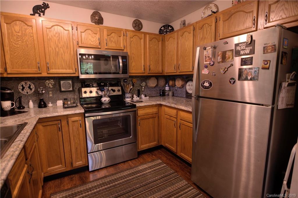 363 Huckleberry Drive Burnsville NC 28714