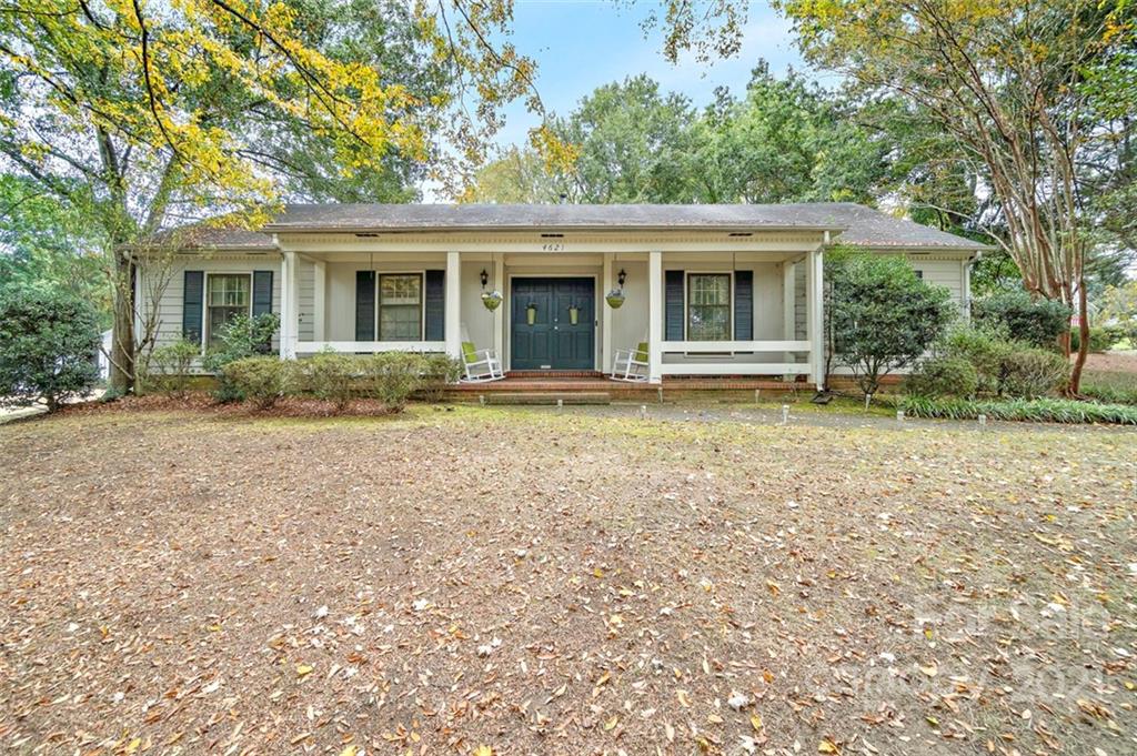 4621 Twynham Lane Charlotte NC 28226