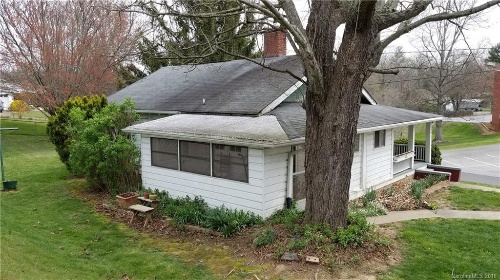 157 Starnes Cove Road Asheville NC 28806