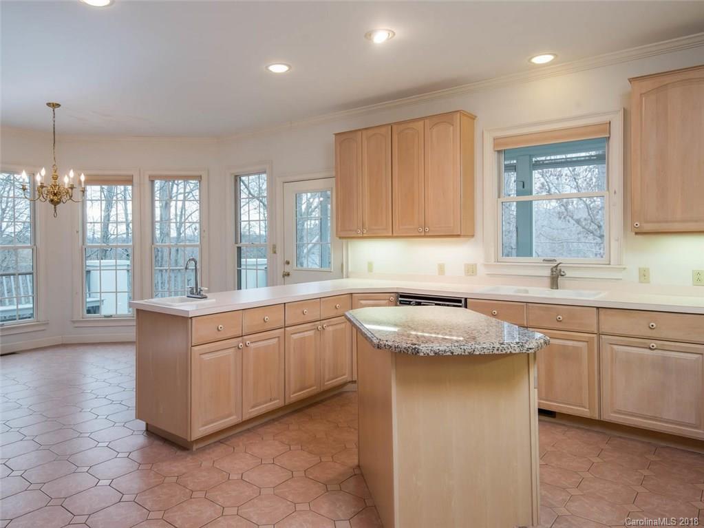 105 Welwyn Lane Asheville NC 28805