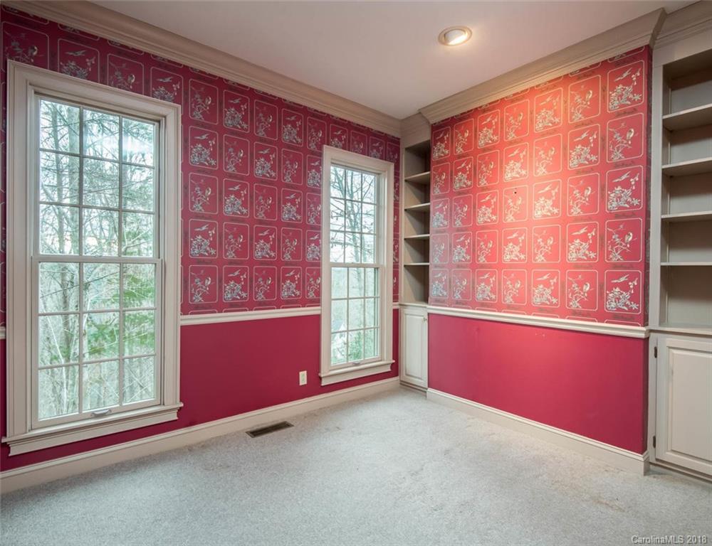 105 Welwyn Lane Asheville NC 28805