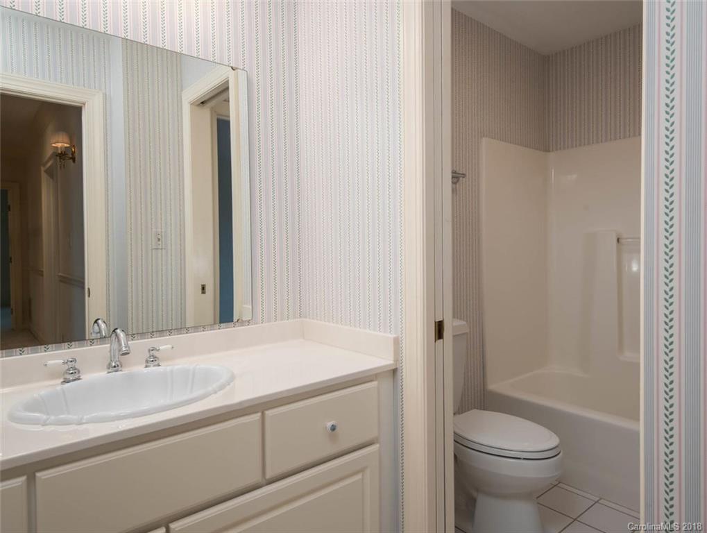 105 Welwyn Lane Asheville NC 28805