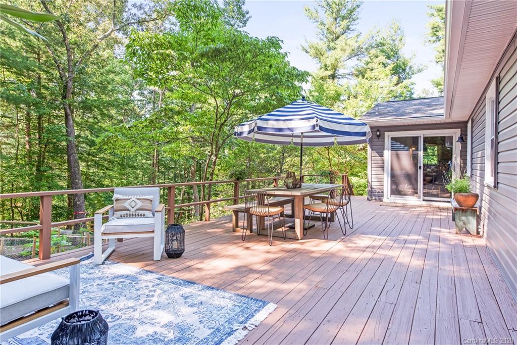 35 Woodbury Road Asheville NC 28804