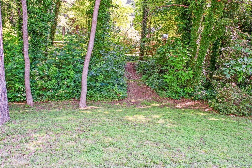 35 Woodbury Road Asheville NC 28804