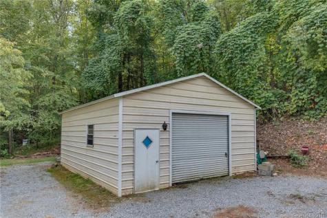1305 Laughter Road Mill Spring NC 28756