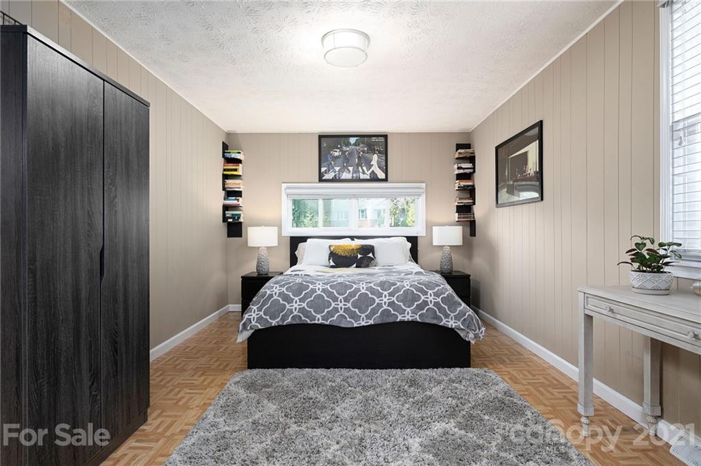 38 Reese Road Asheville NC 28805