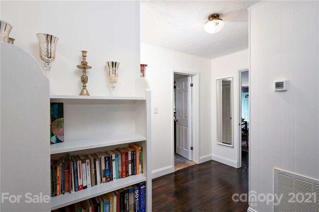 38 Reese Road Asheville NC 28805