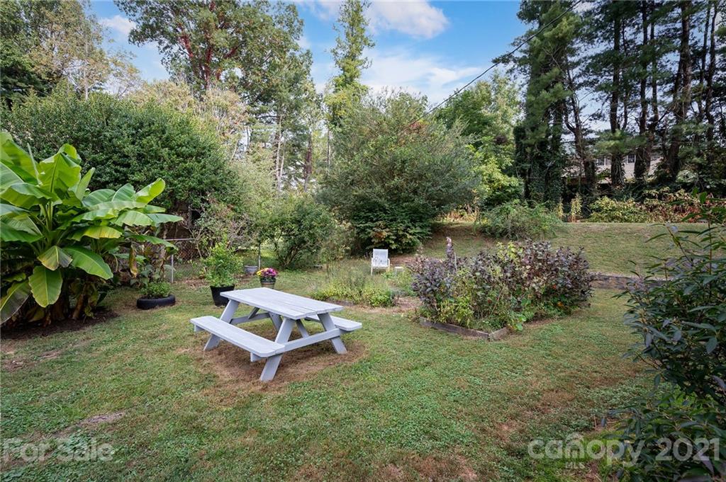 38 Reese Road Asheville NC 28805