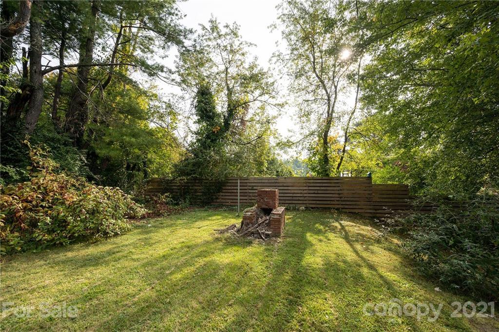 38 Reese Road Asheville NC 28805