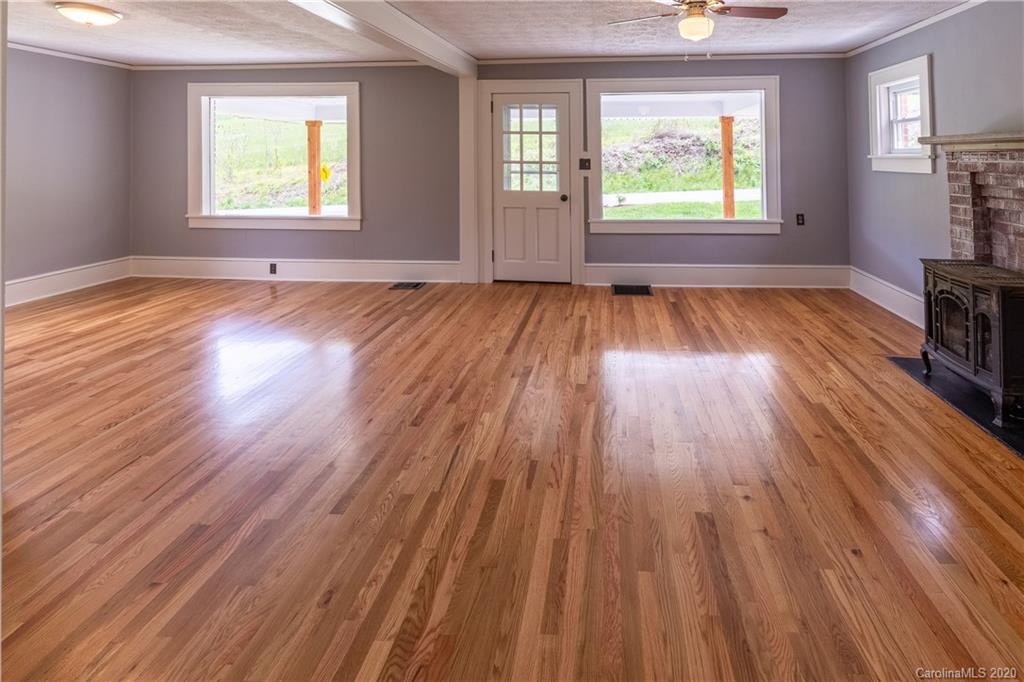 1383 Newfound Road Leicester NC 28748