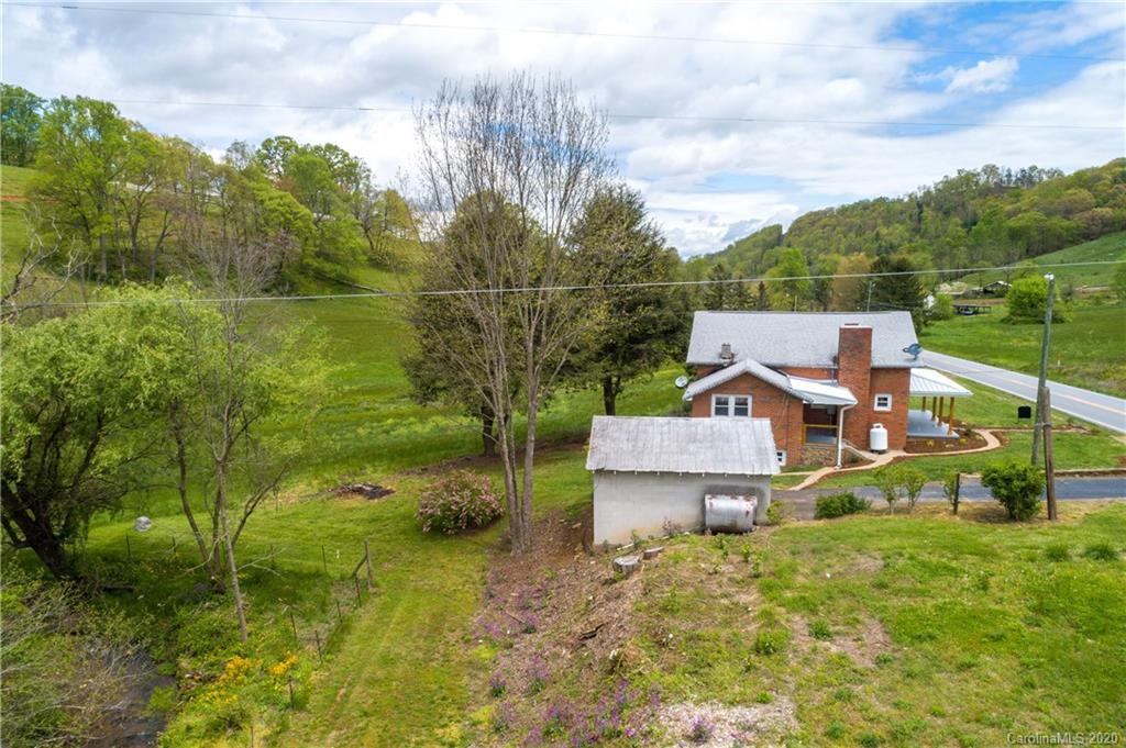 1383 Newfound Road Leicester NC 28748