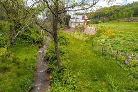 1383 Newfound Road Leicester NC 28748