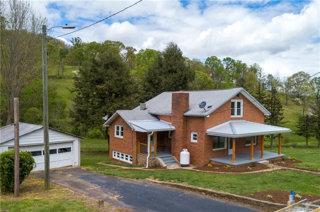 1383 Newfound Road Leicester NC 28748
