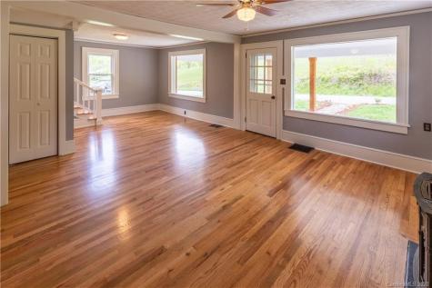1383 Newfound Road Leicester NC 28748