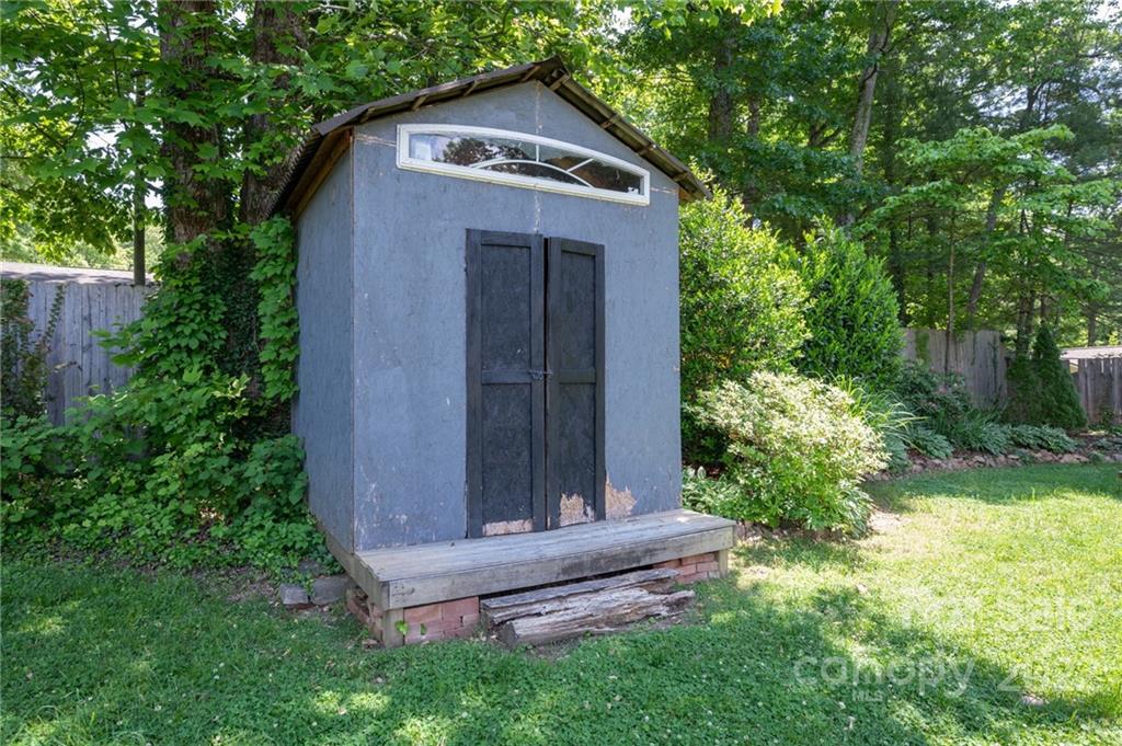 156 Birch Lane Arden NC 28704