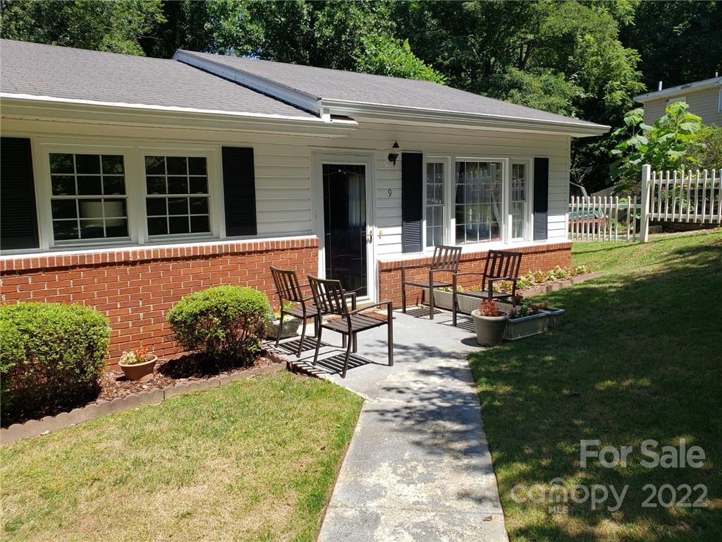 9 Azalea Road Arden NC 28704