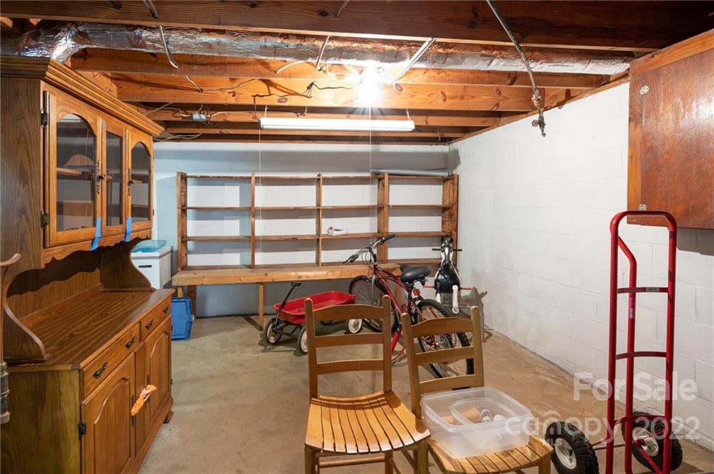 9 Azalea Road Arden NC 28704