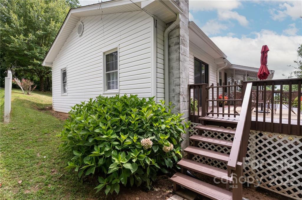 9 Azalea Road Arden NC 28704