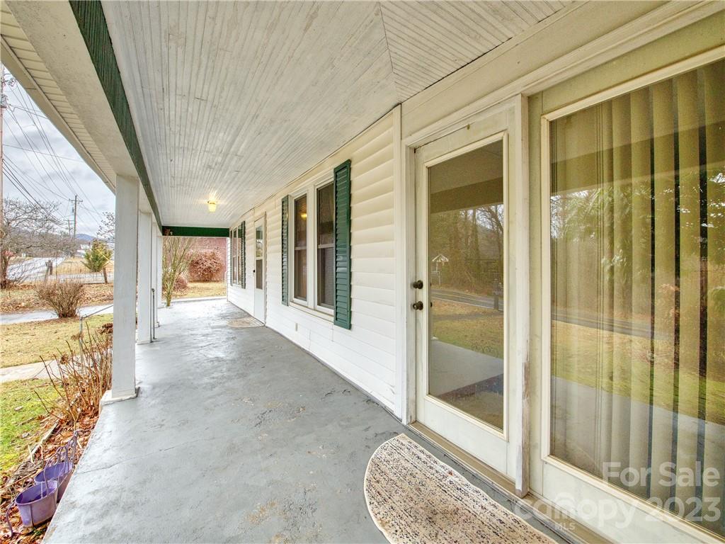 884 North Canton Road Canton NC 28716