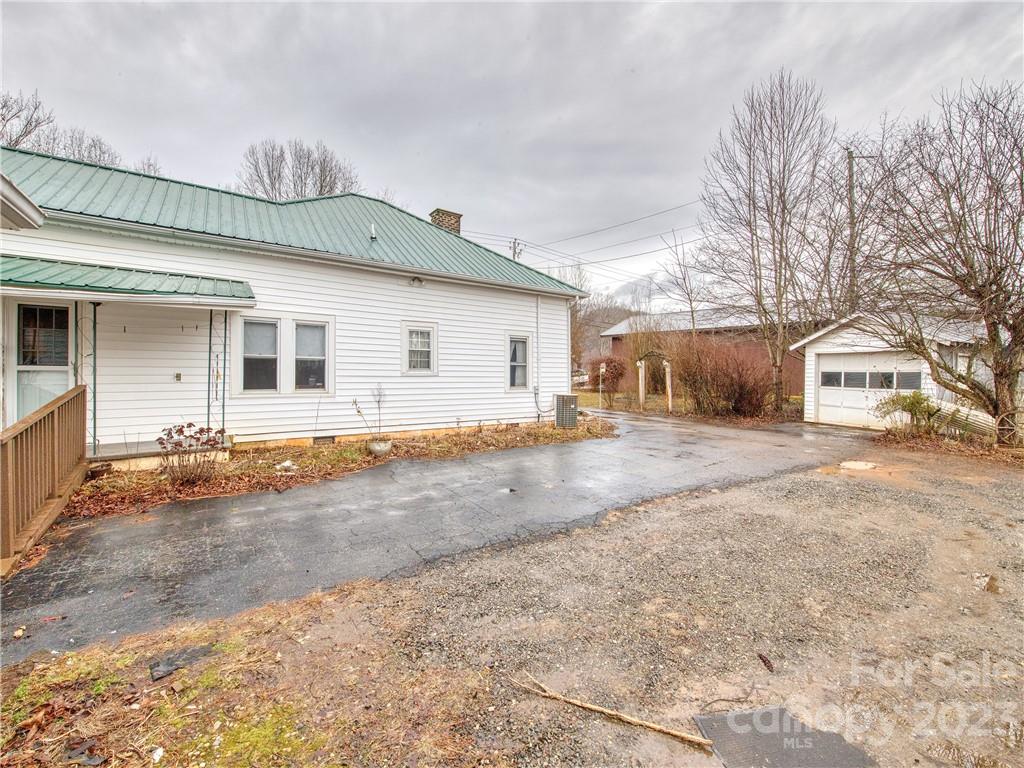 884 North Canton Road Canton NC 28716