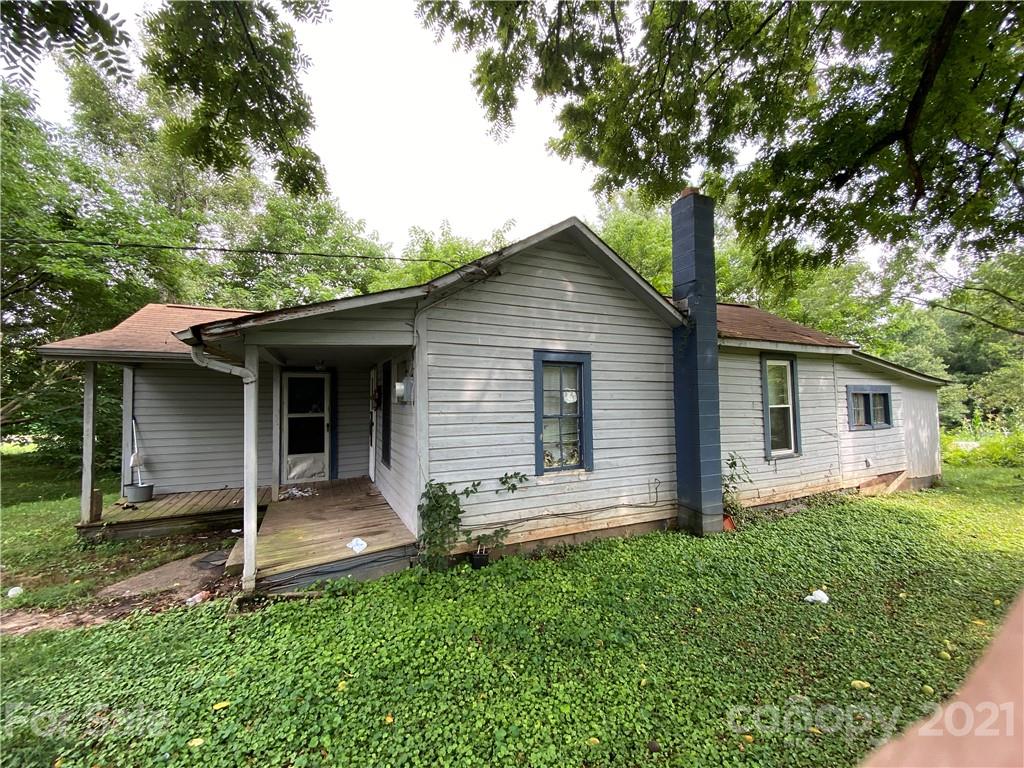 112 New Street Morganton NC 28655