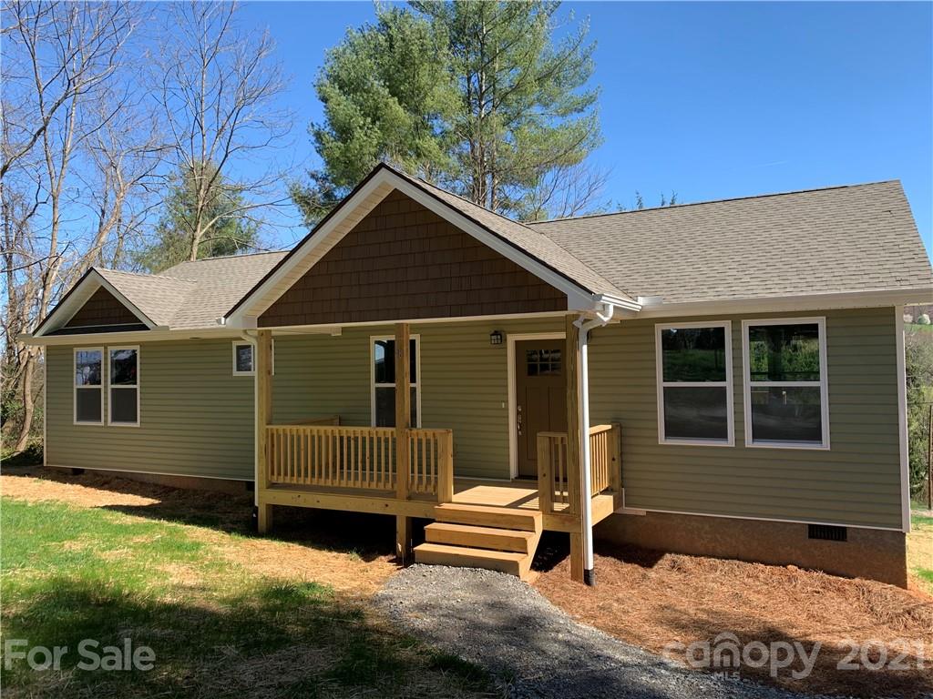 18 Fair Drive Candler NC 28715