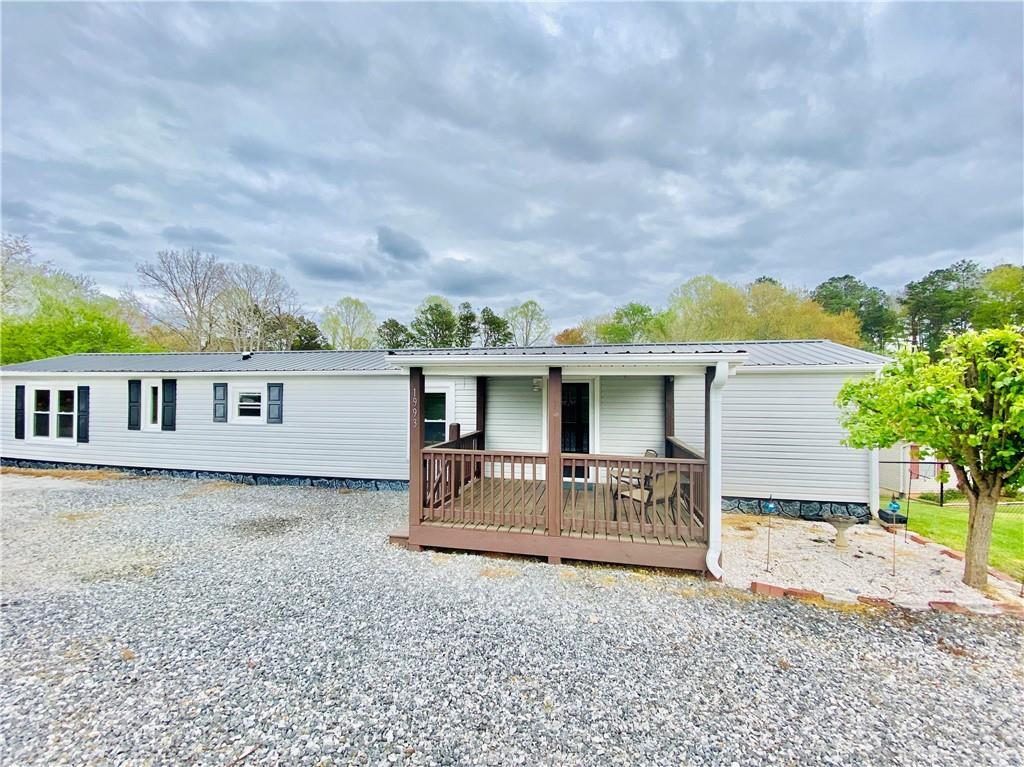 1993 Cape Hickory Cutoff Road Hickory NC 28601
