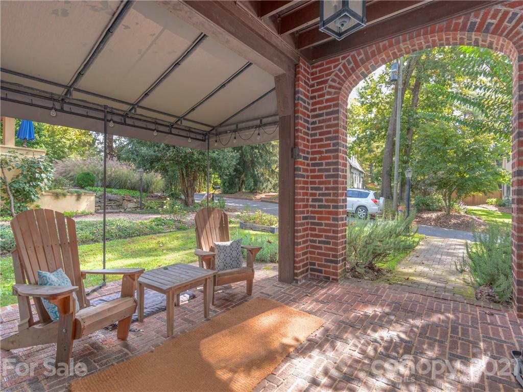 2 Normandy Road Asheville NC 28803