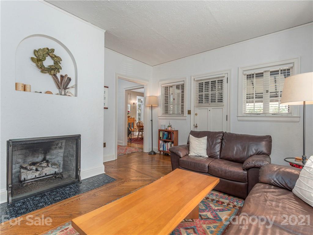 2 Normandy Road Asheville NC 28803