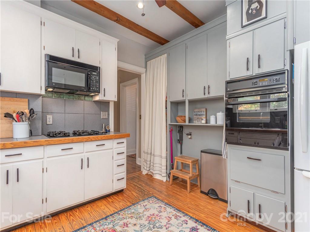 2 Normandy Road Asheville NC 28803