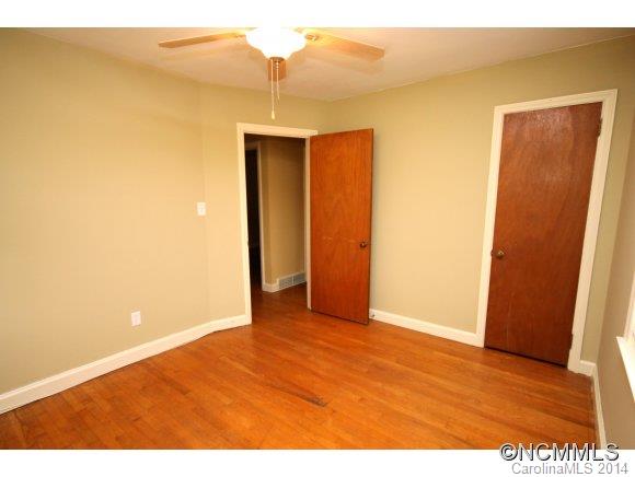 19 Robinwood Avenue Asheville NC 28806