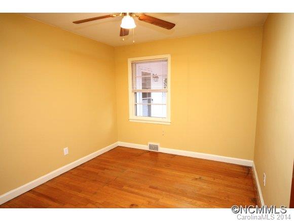 19 Robinwood Avenue Asheville NC 28806