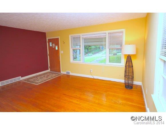 19 Robinwood Avenue Asheville NC 28806