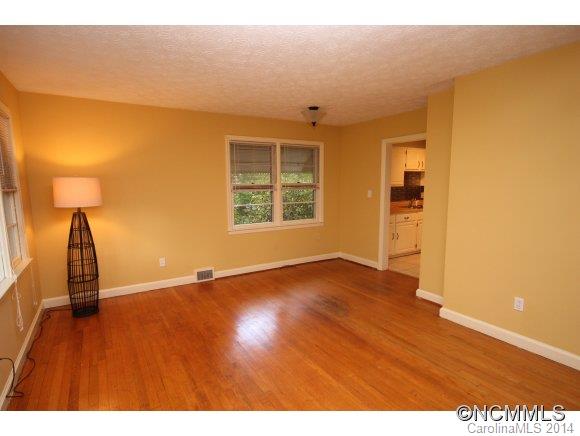 19 Robinwood Avenue Asheville NC 28806