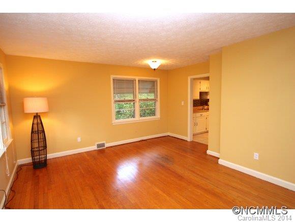 19 Robinwood Avenue Asheville NC 28806