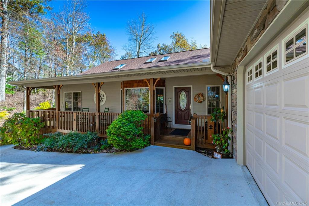 173 Tlvdatsi Drive Brevard NC 28712