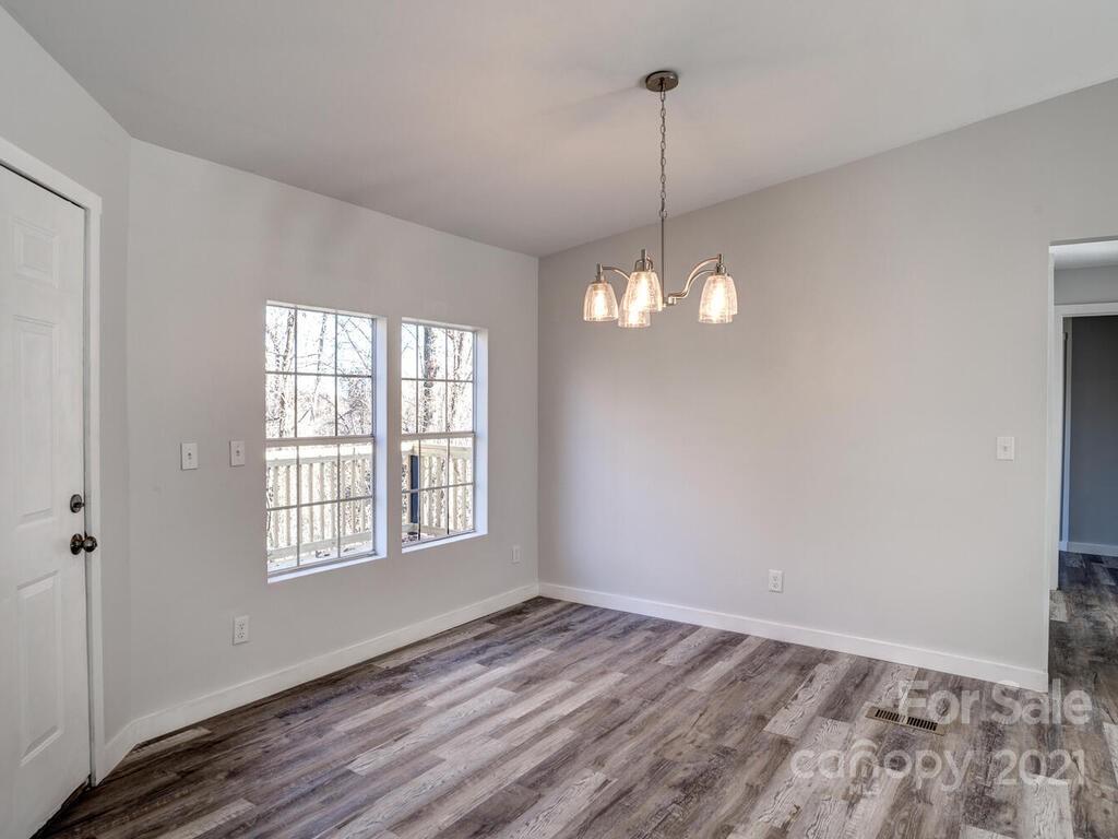 18 Tootsie Lane Candler NC 28715