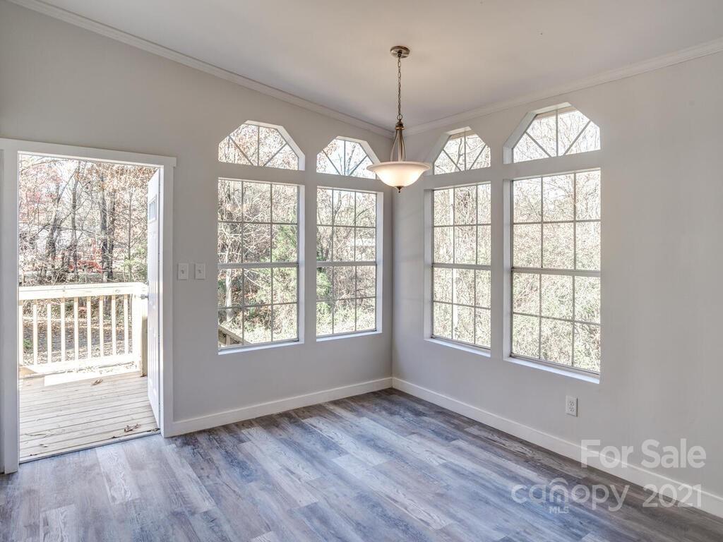 18 Tootsie Lane Candler NC 28715