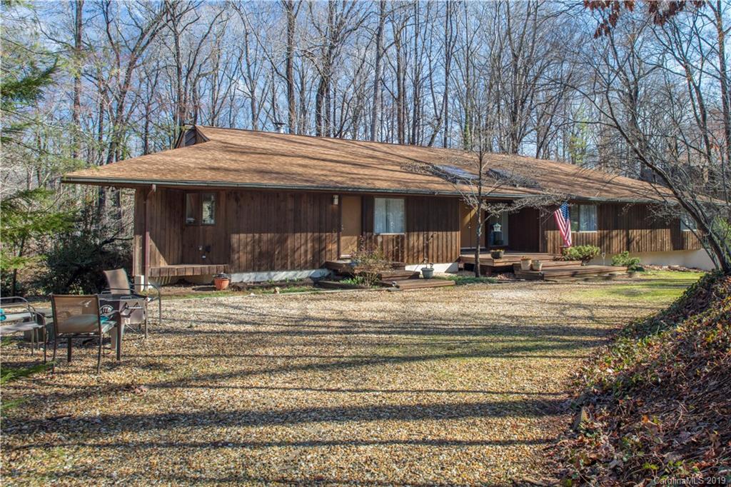 826 Stratfordshire Drive Matthews NC 28105