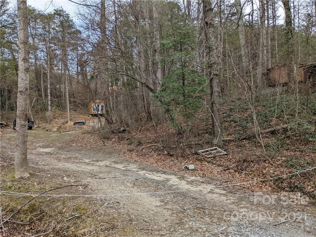 15 Massey Road Hendersonville NC 28792
