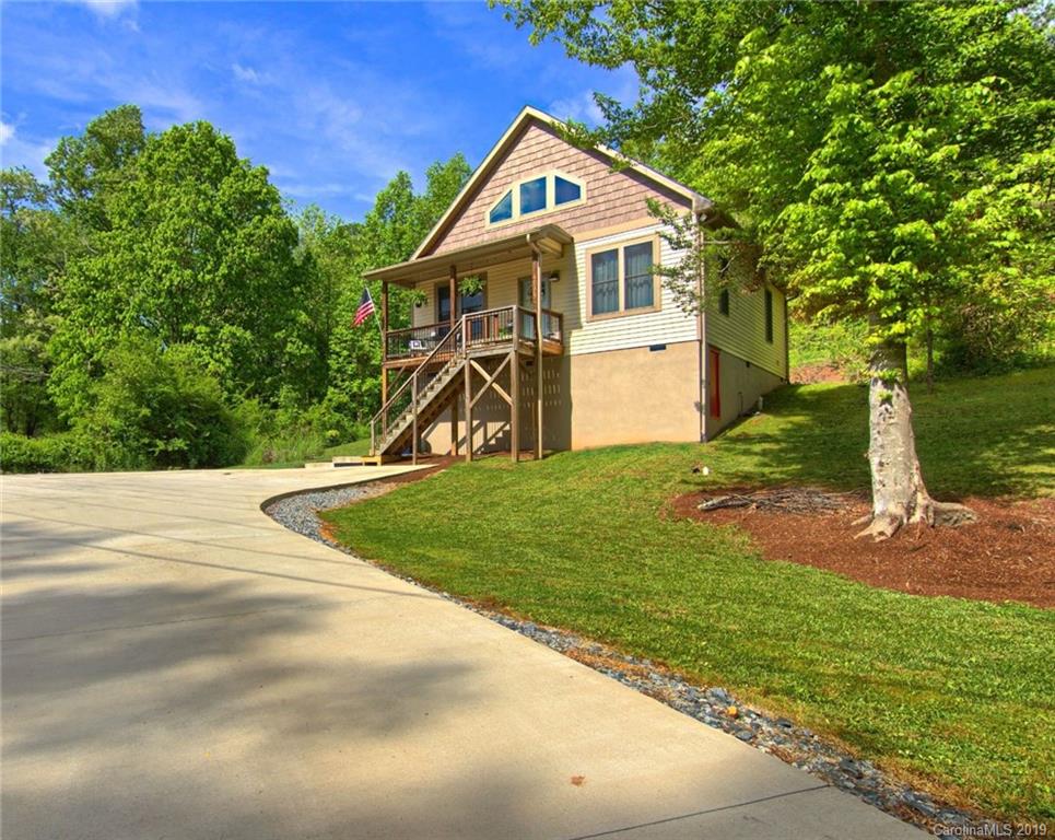 4056 Turnpike Road Horse Shoe NC 28742