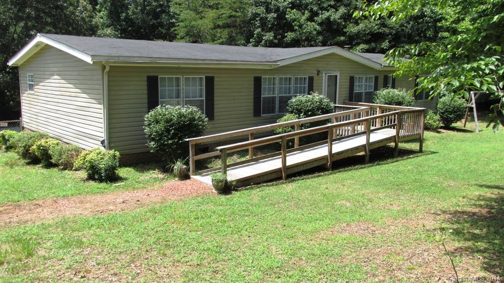 1818 Stanley Lucia Road Mount Holly NC 28120