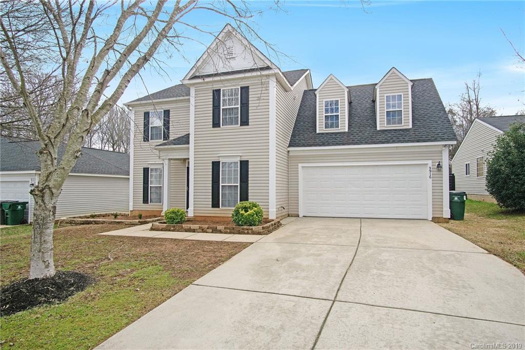 9916 Peppermint Lane Charlotte NC 28215