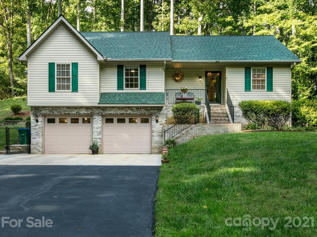 39 Buck Acres Drive Asheville NC 28806