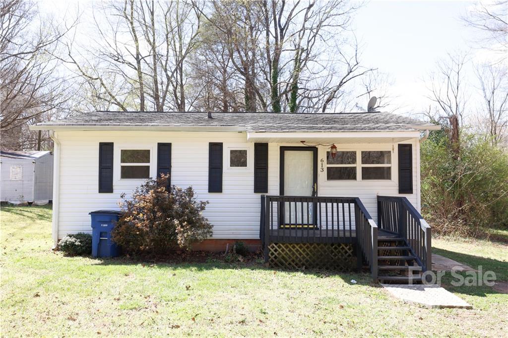 613 Medlin Street Statesville NC 28677