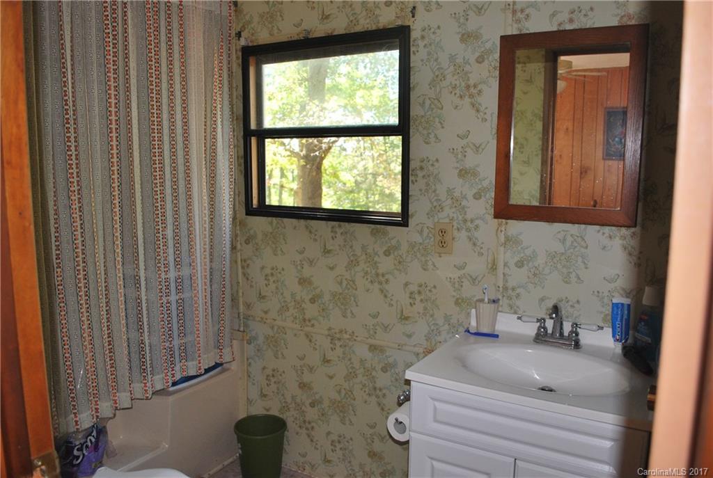 15 Grassy Ridge Road Asheville NC 28805
