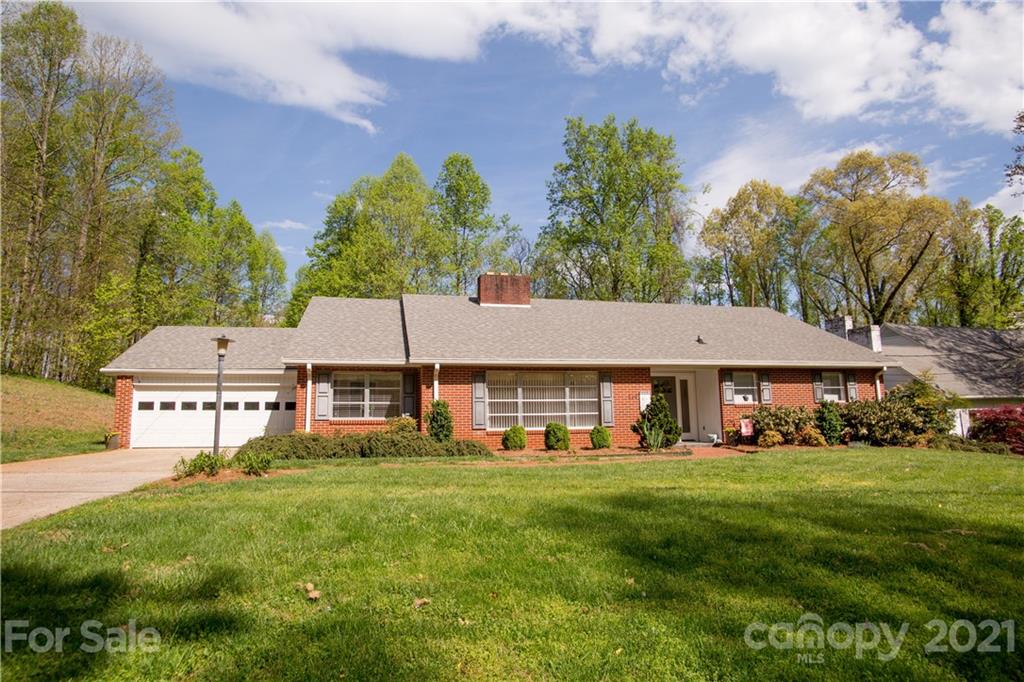 260 Hillcrest Drive Marion NC 28752
