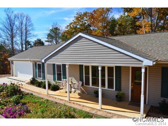 98 Whitaker Circle Fairview NC 28730