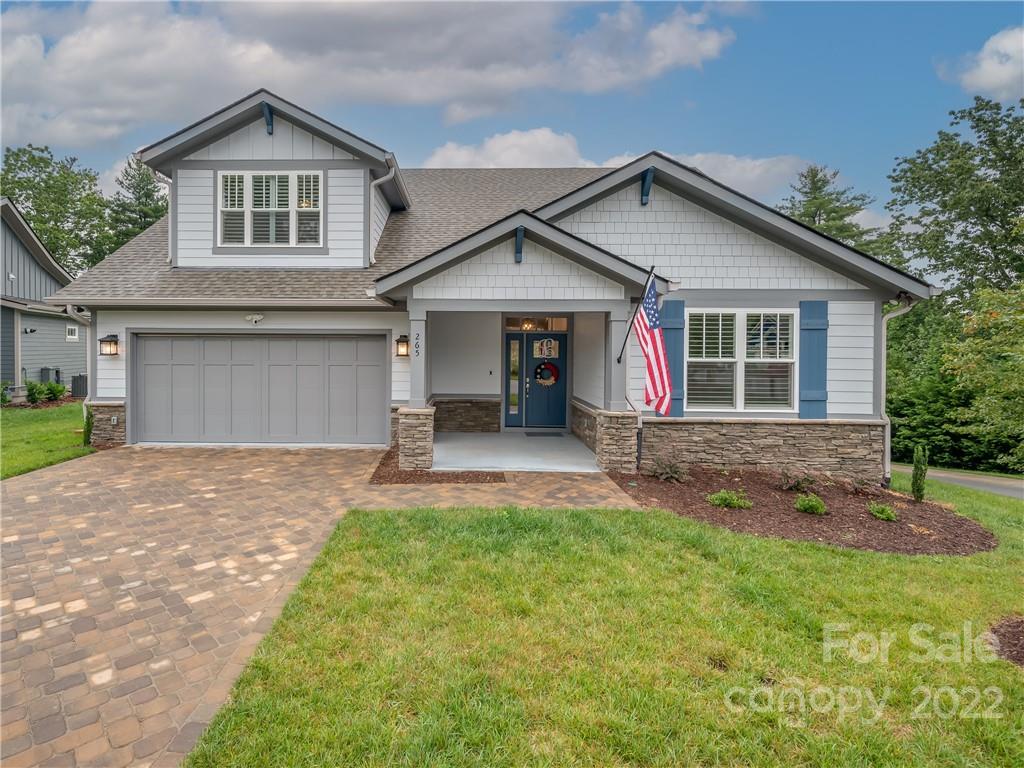 265 Hogans View Circle Hendersonville NC 28739