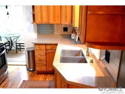 30 Monroe Place Asheville NC 28801